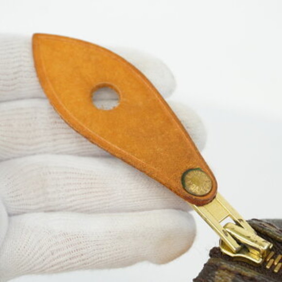 Louis Vuitton Monogram Speedy Handbag - Picture 12 of 14